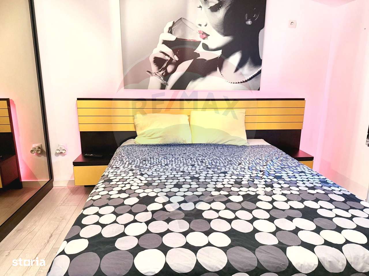 Apartament cu 3 camere + balcon mare - zona de case - Weiner Palada-4