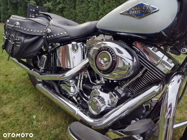 Harley-Davidson Softail Heritage Classic - 22