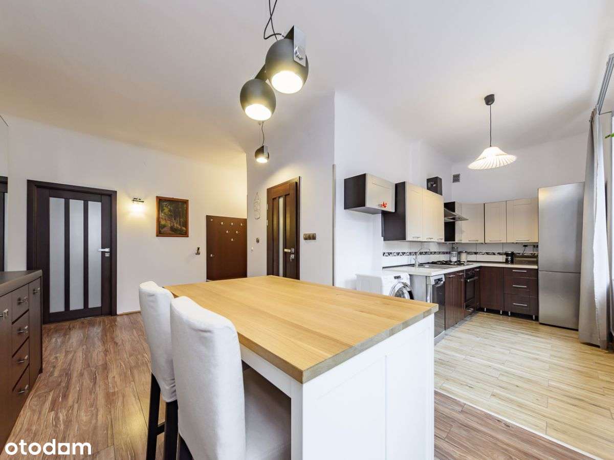 Pl Unii, kamienica, balkon, winda, wysokie-11