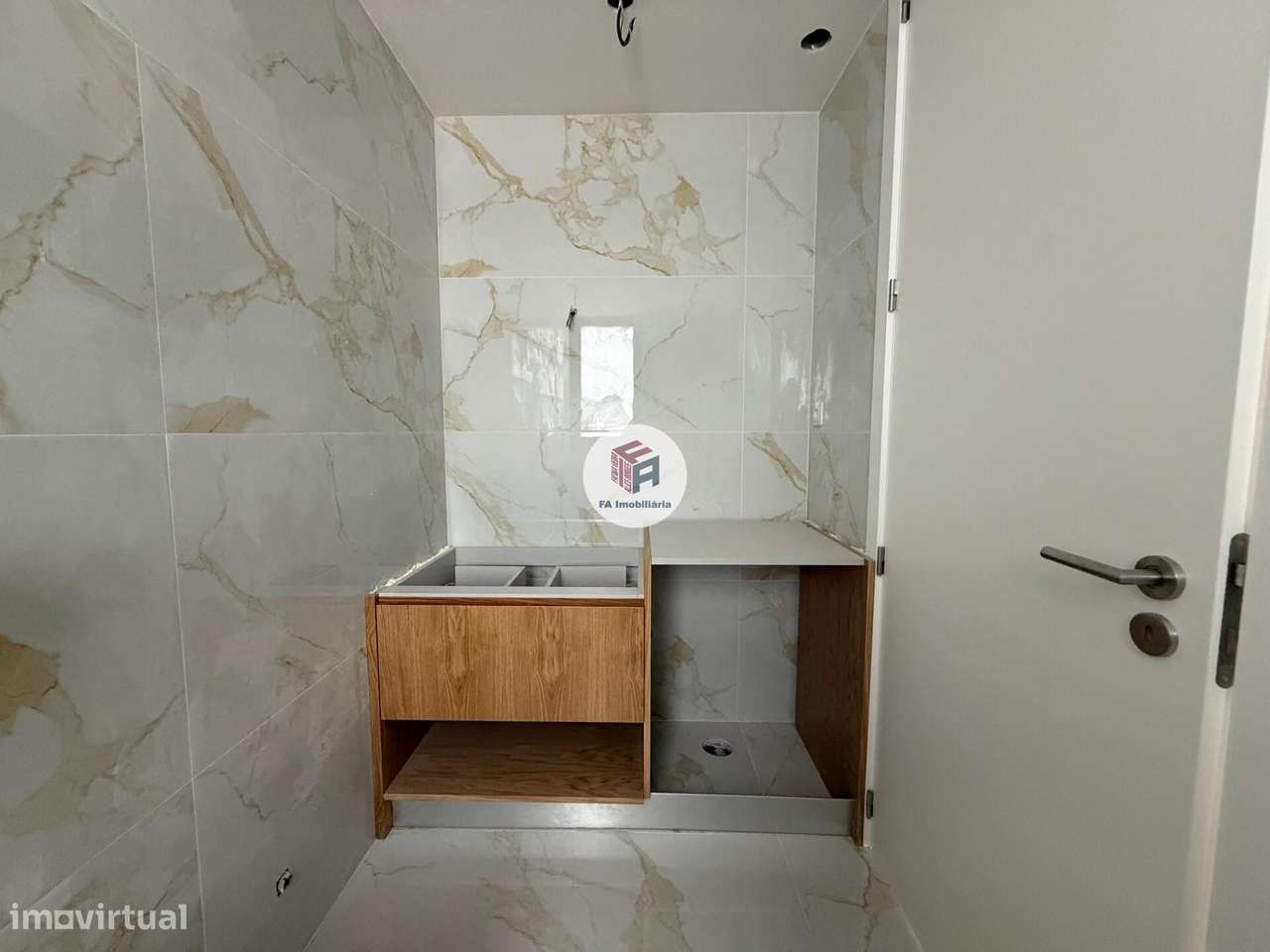Apartamento T0 Centro Matosinhos-13