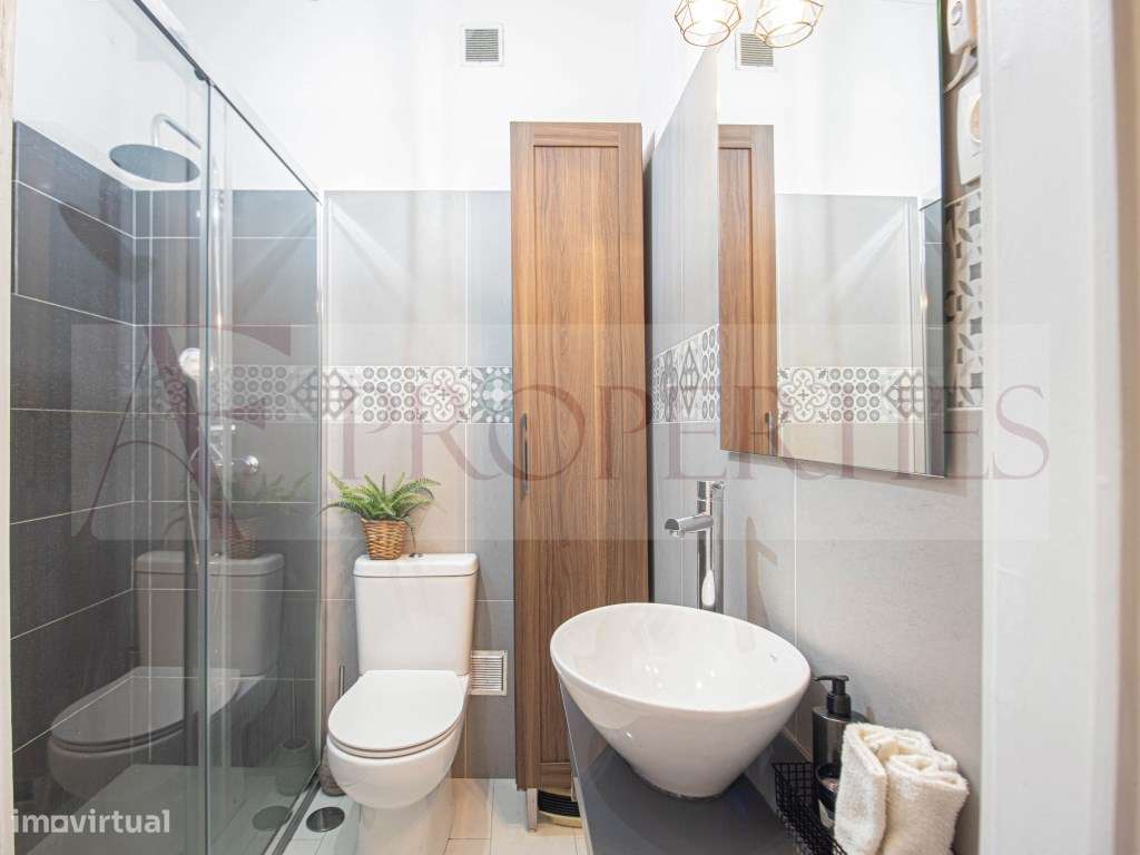 T2 Remodelado com Excelente Exposição Solar-4