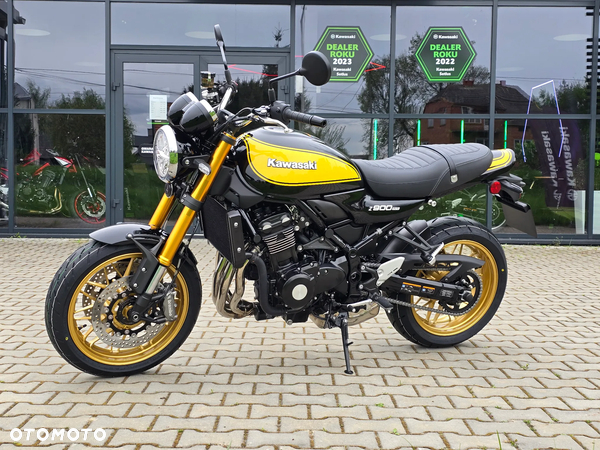 Kawasaki Z 900 RS - 5