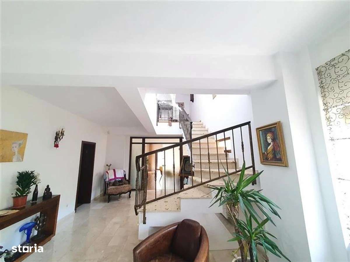 Vila la cheie, cocheta, mobilata-utilata, gradina amenajata-6