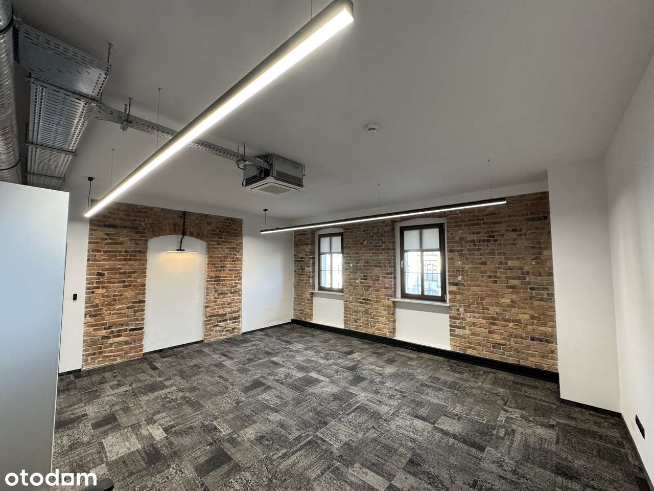 Wyjątkowe biuro 440 m2 w Starym Dworcu w Katowicach bez prowizji - Pełny obrazek: 4/20