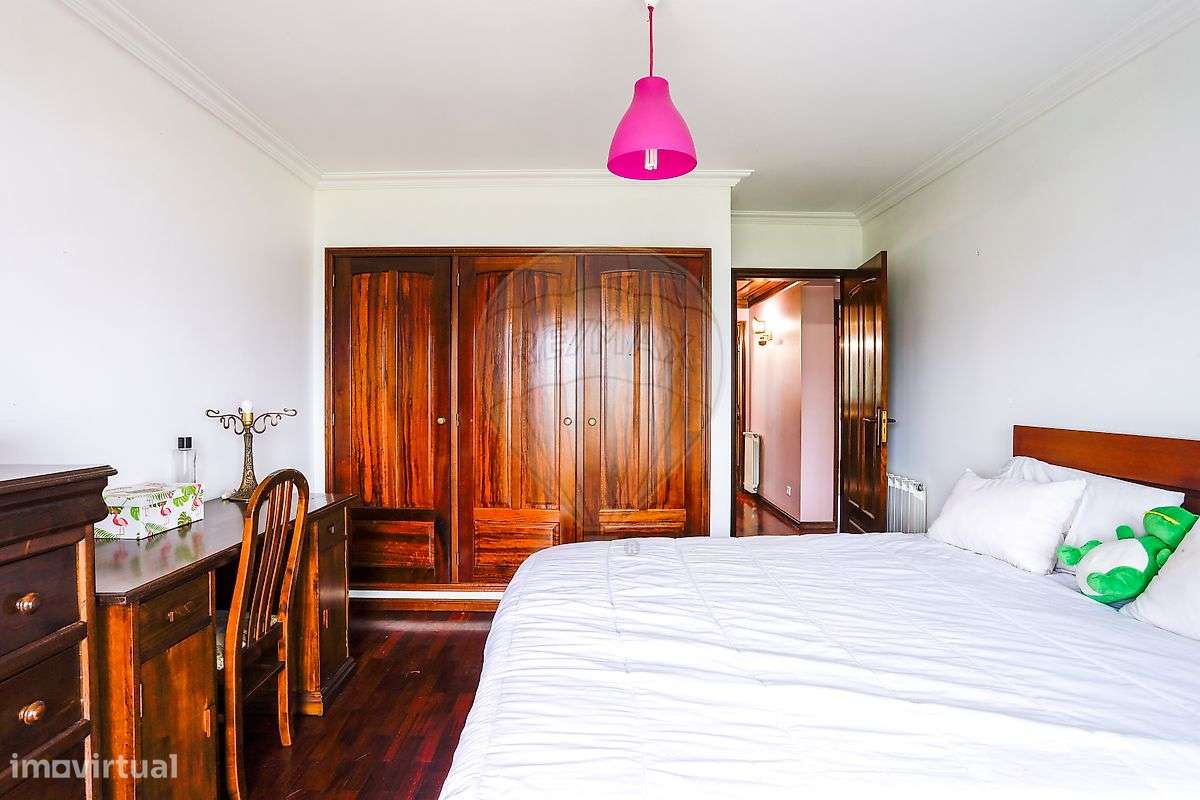 Moradia T4 para venda-36