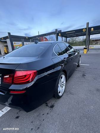 BMW Seria 5 530d xDrive - 5