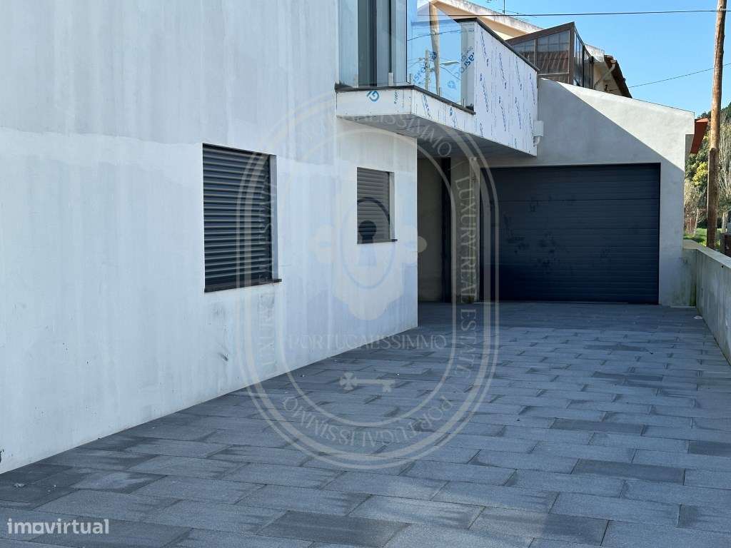 Elegante Moradia Contemporânea T4 - Conforto, Luz e Eficiência Ener...-38