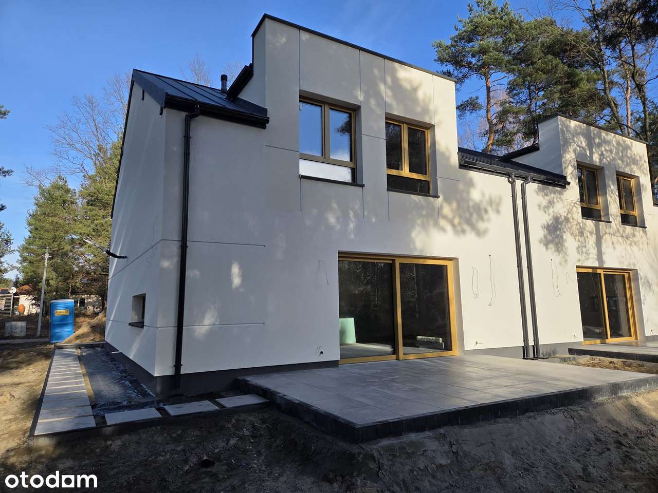 Nowoczesny, komfortowo wyposażony dom 145 m², ogród, bez PCC - Pełny obrazek: 2/4