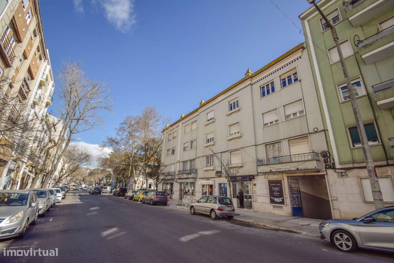 Venda de Parte de Prédio / quinhão hereditário sito na Av. General Roç - Grande imagem: 3/27