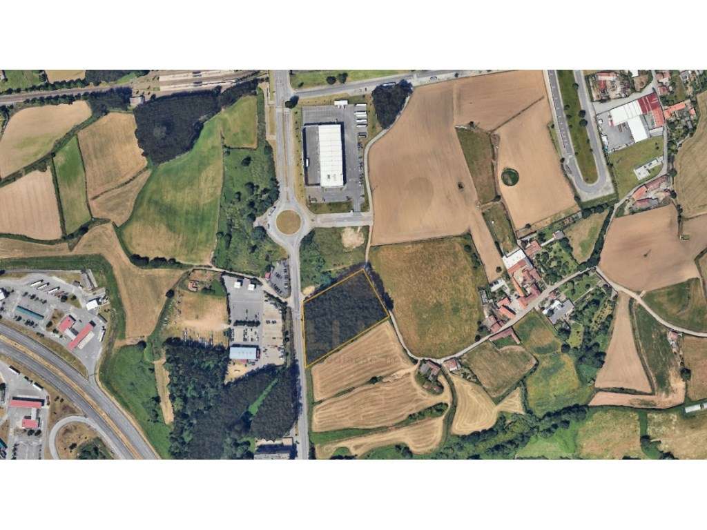 Terreno 8580 m² (Junto ao Aeroporto Francisco Sá Carneiro) - Moreir... - Grande imagem: 3/6