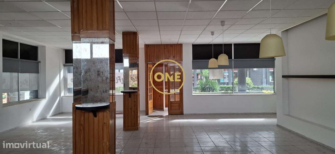 Em Delães, um espaço cheio de potencial à espera da sua visão. - Grande imagem: 5/22