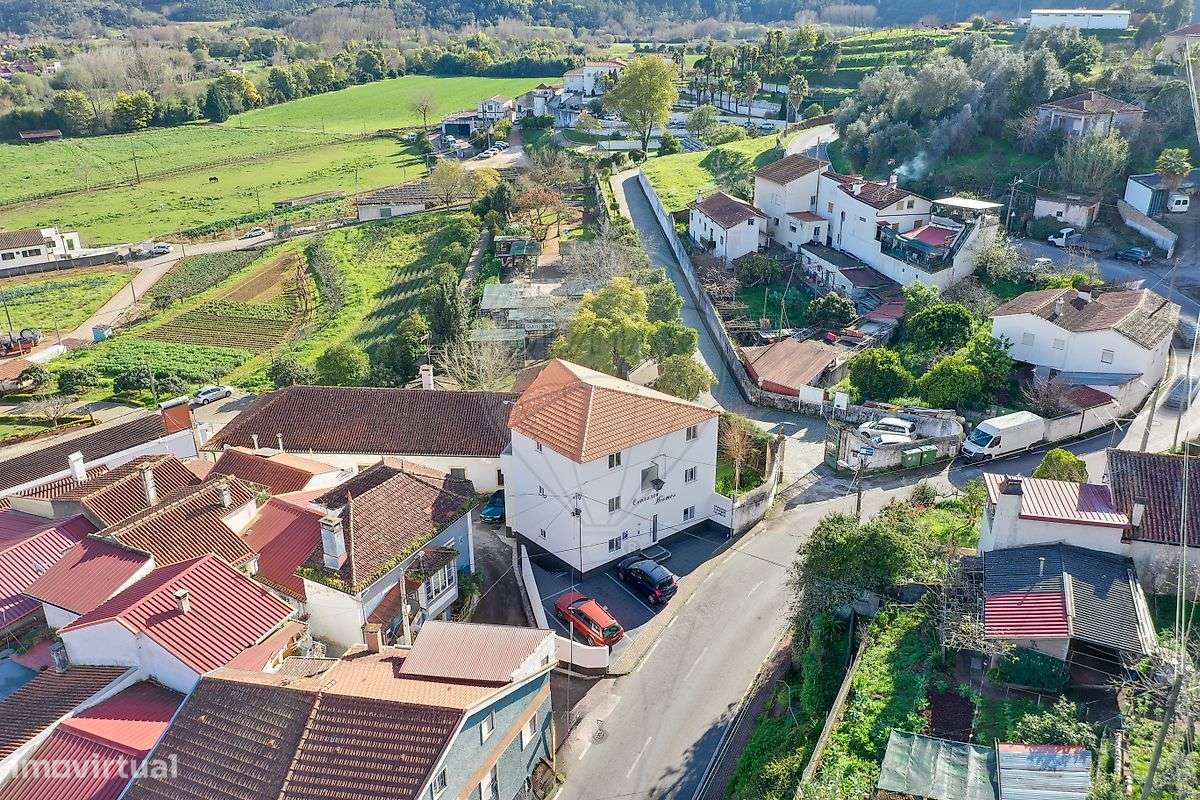 Moradia de investimento T 12 para venda na Quinta da Conraria-18