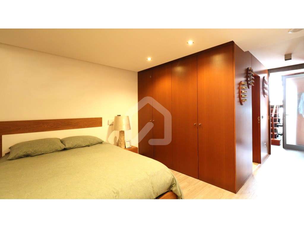 Moradia T3 + T0 em Condomínio Fechado com Piscina à Venda em Vila N...-34