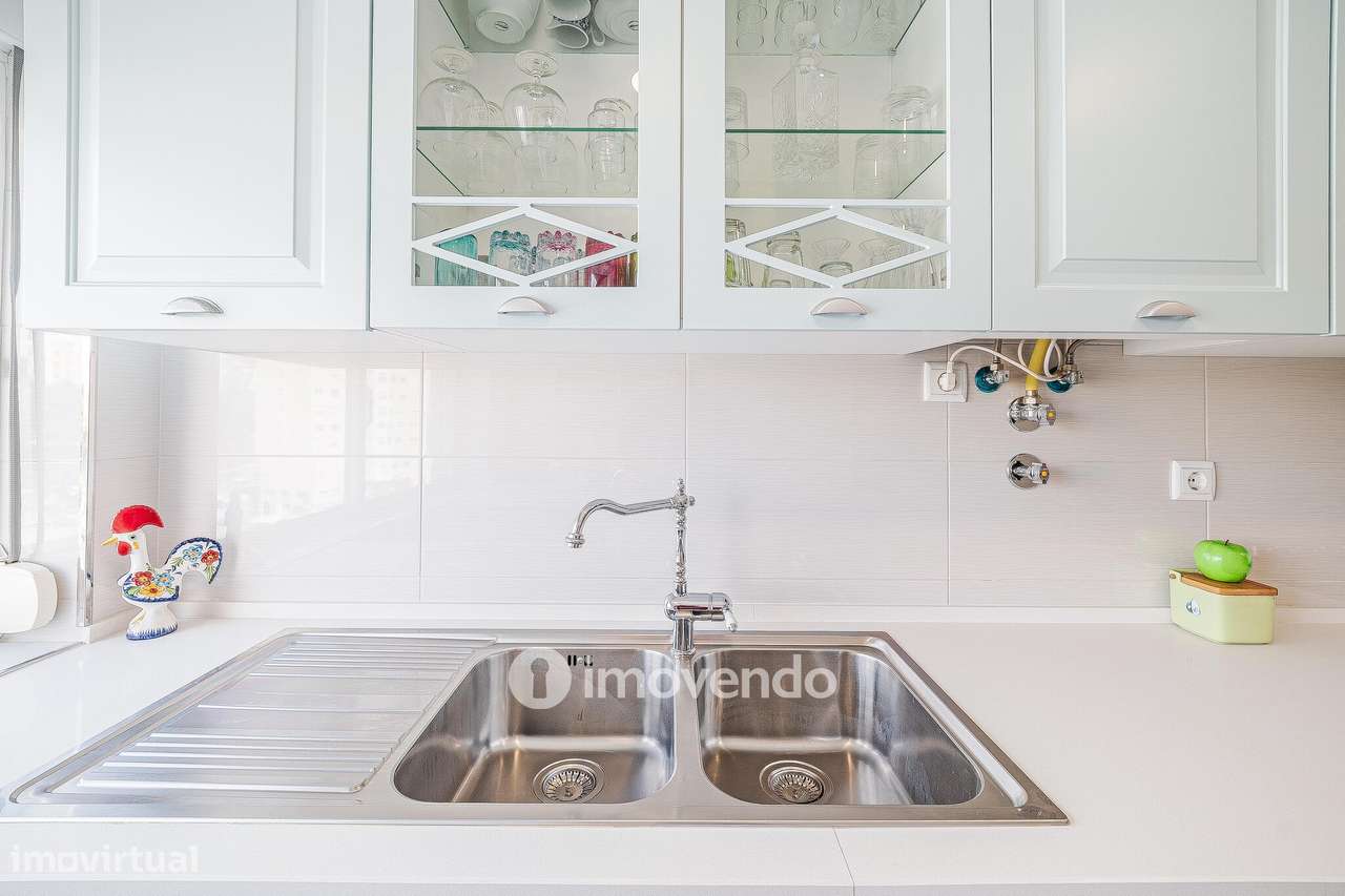 Apartamento T3, com áreas amplas, em Setúbal-18