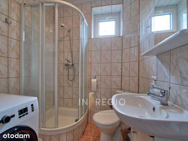 Dom z działką 1042 mkw., dużym parkingiem Ksawerów-9