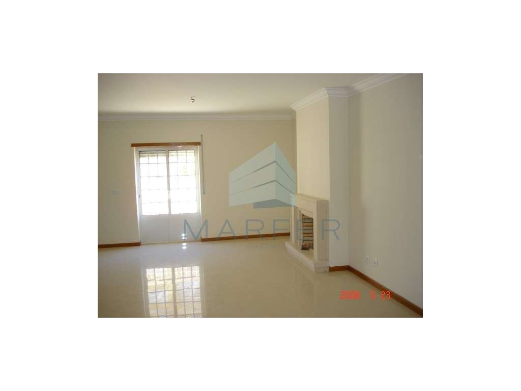 Moradia - T3 Matos Cheirinhos - Grande imagem: 4/13