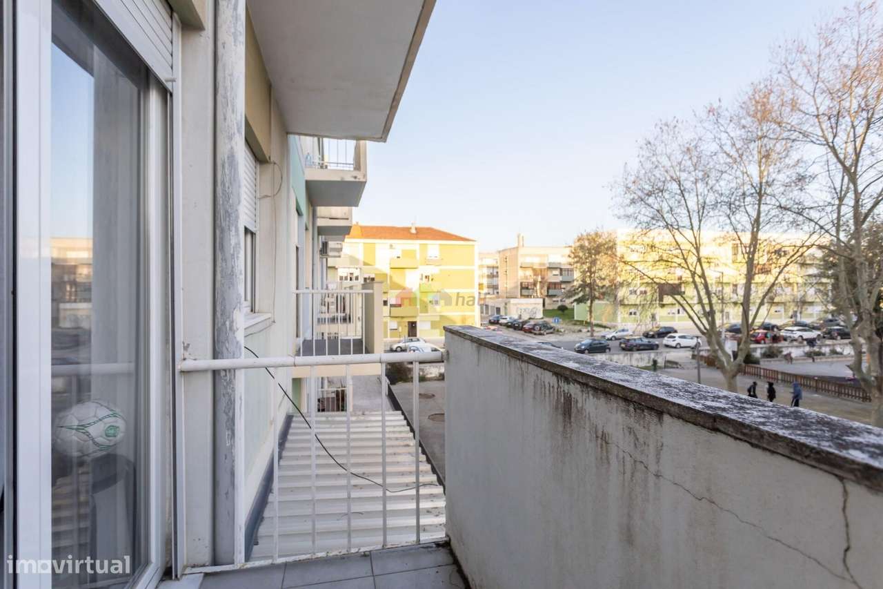 Apartamento T2 – 2º Andar | Lavradio, Barreiro-13