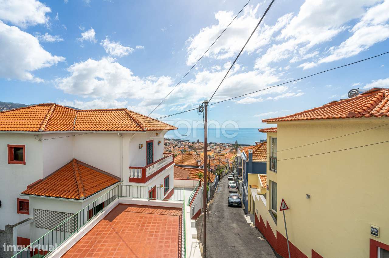 Moradia T3 + T0 a 5minutos a pé do Centro do Funchal - Grande imagem: 2/60