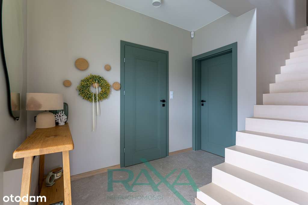 Dom w mazurskim stylu w stanie deweloperskim-7