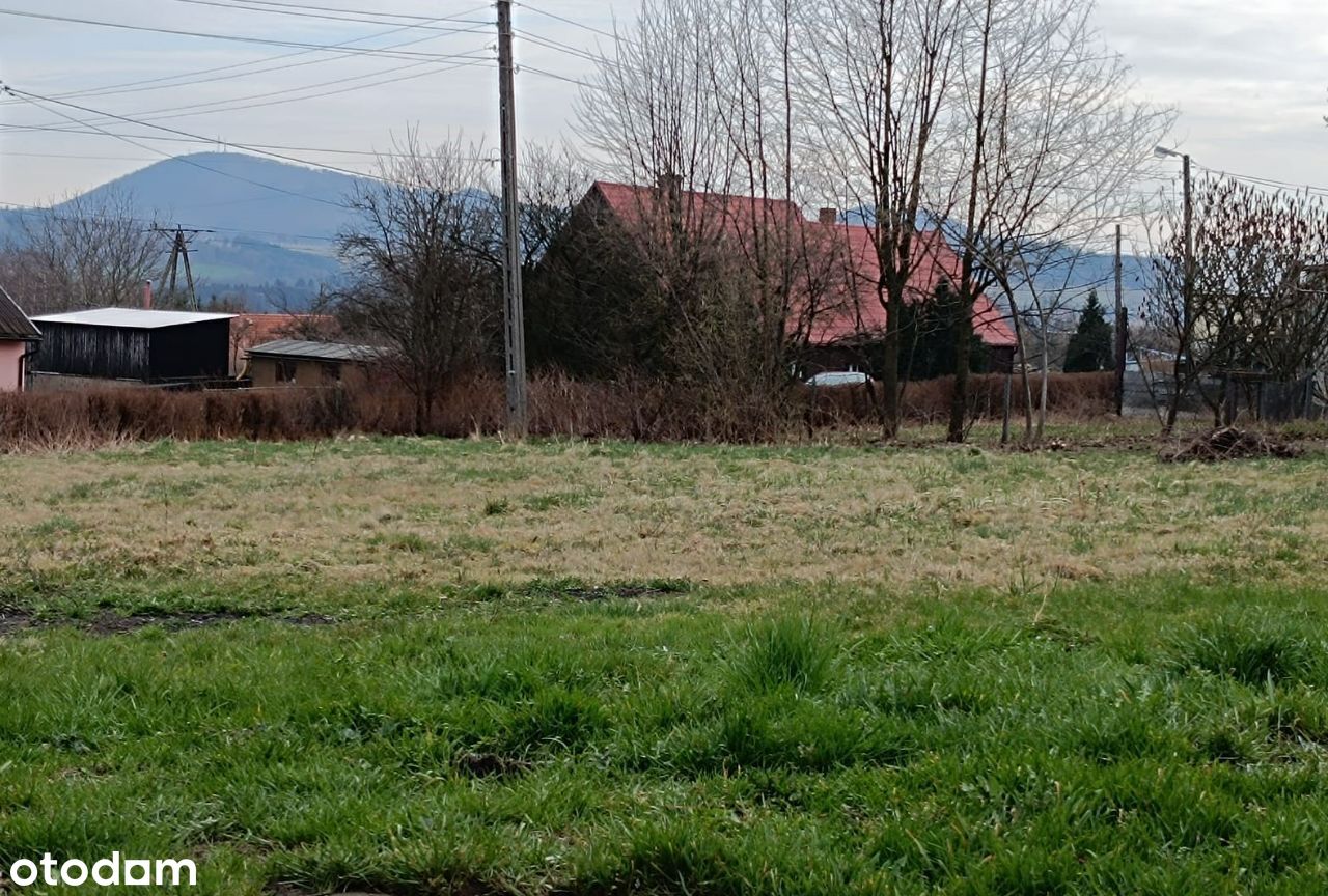 Działka budowlana na sprzedaż