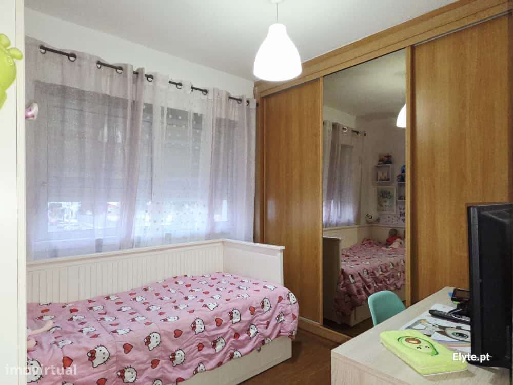 Apartamento T3 Em Benavente.-23