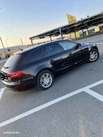 Audi A4 2.0 TDI Multitronic Avant - 6