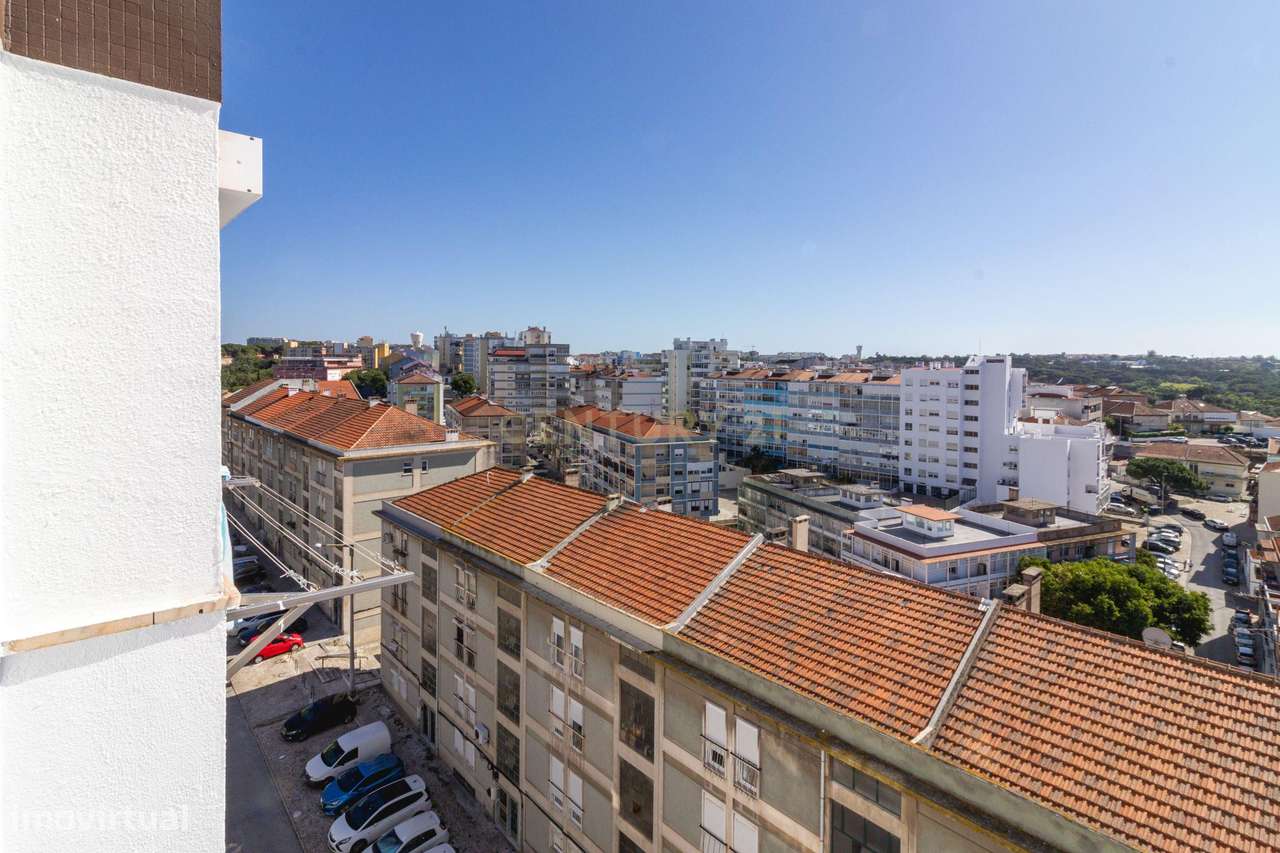 Apartamento T2 na Cova da Piedade com vista panorâmica de 180 graus-14