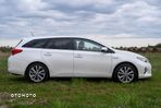 Toyota Auris Hybrid 135 Prestige - 2