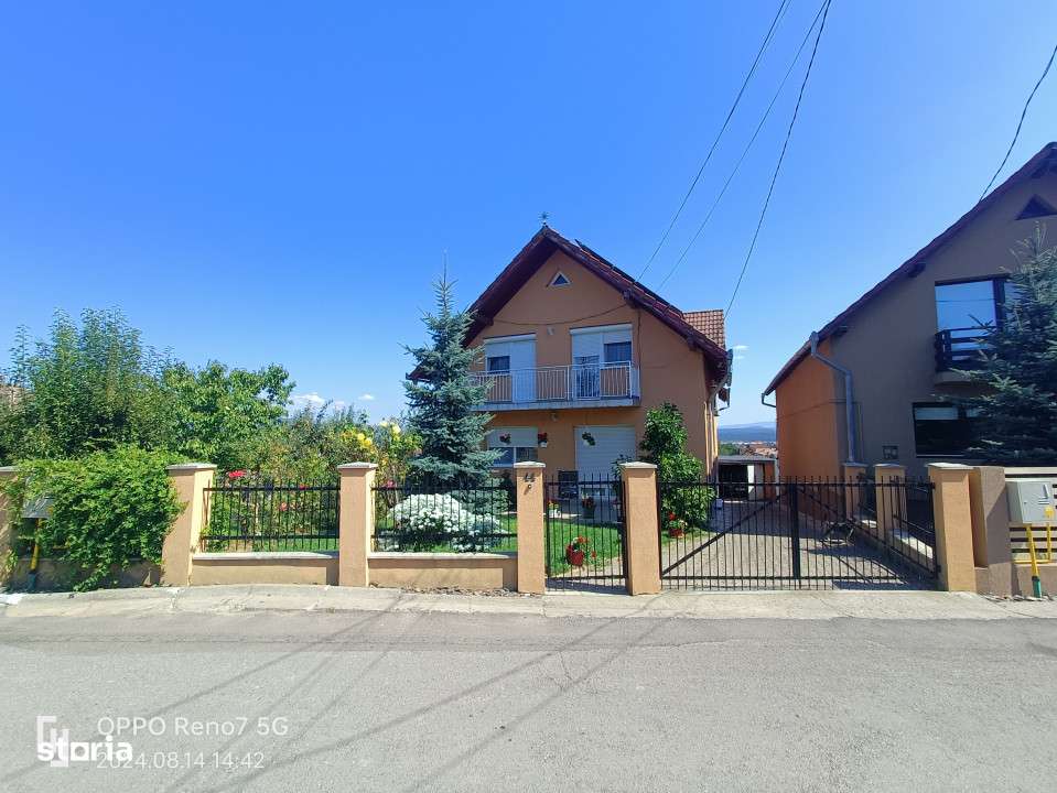 Casa -vila de vanzare in Reghin - Imagine principală: 2/17