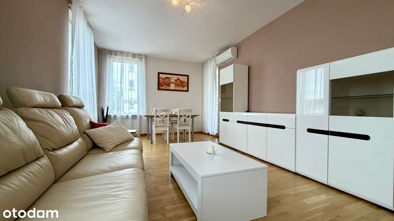 3Pokoje,oddzielna kuchnia,Klimatyzacja,Parking,Marina,Bezpośrednio