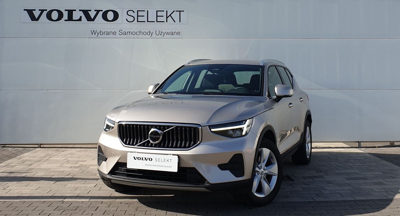 volvo xc-40