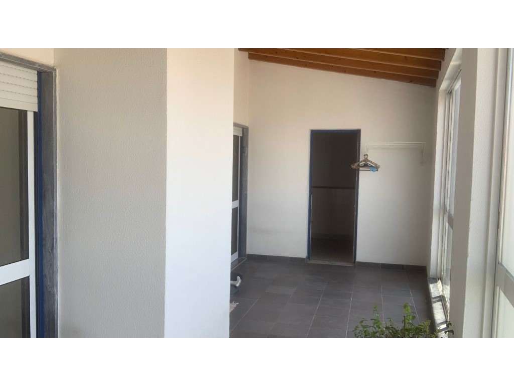 T3 Duplex com Garagem box, Terraços, Suite - Seminovo-47