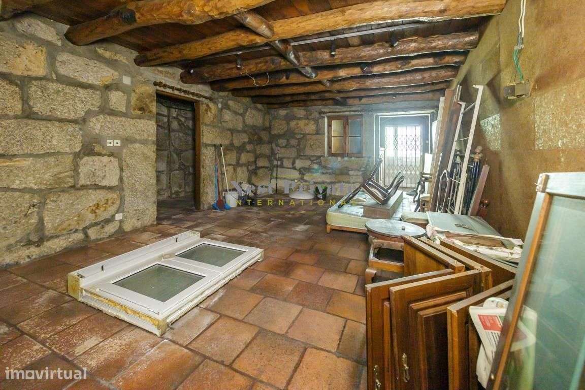 Prédio à venda na Rua de Álvares Cabral-8