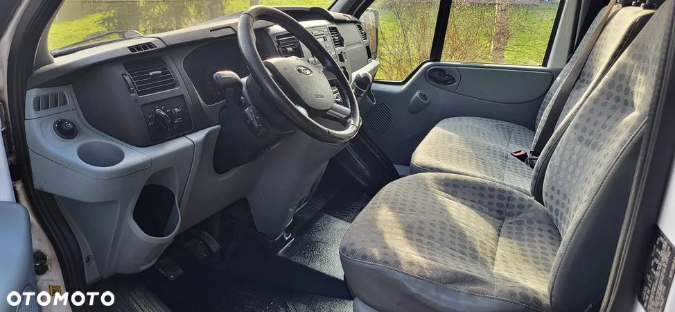 Ford Transit Tourneo - 9