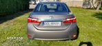 Toyota Corolla 1.6 Premium MS - 13