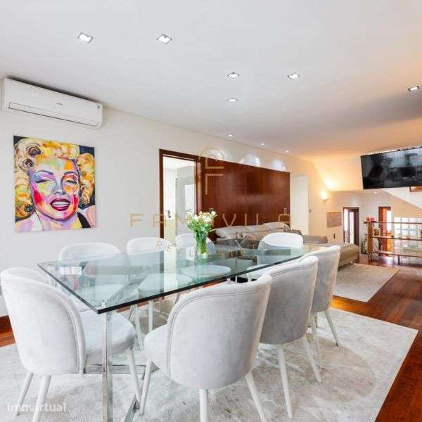 Moradia T4 de Alto Padrão no Centro de Vila Nova de Famalicão. - Grande imagem: 4/8