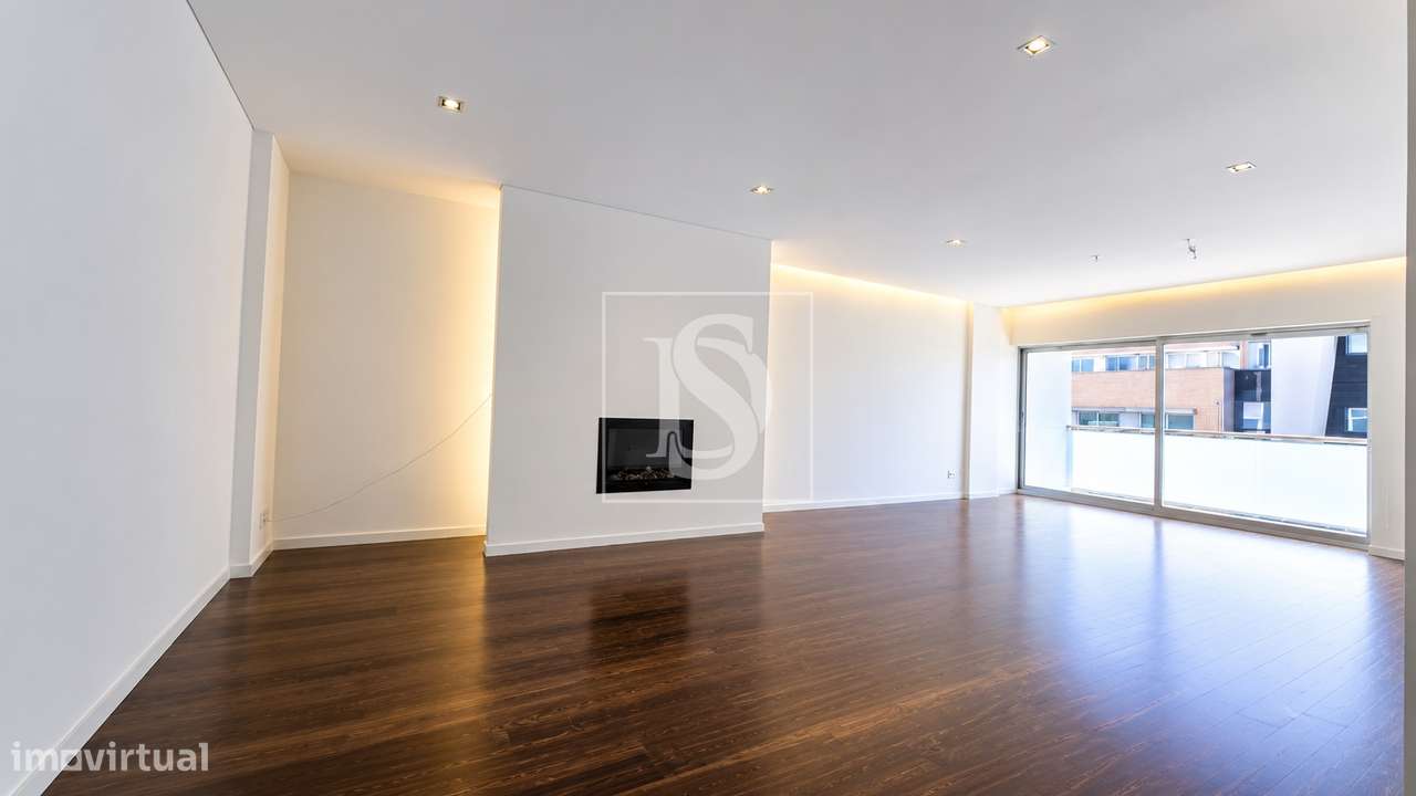 Apartamento T3 - Braga (São Vicente)-0