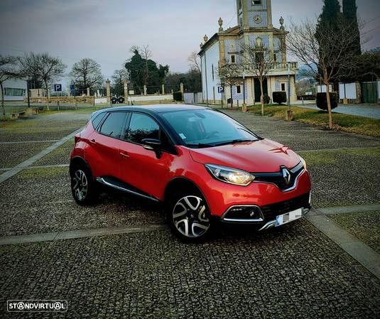 Renault Captur 0.9 TCE Helly Hansen - 1