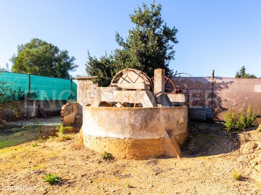 Casa Típica Privada T2 com jardim em Moncarapacho-4