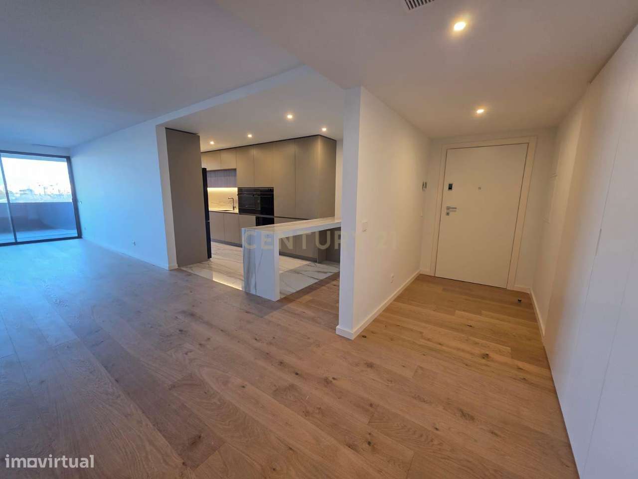 Apartamento T4 - 4 Suites e Piscina Privativa | Empreendimento Douro N-9