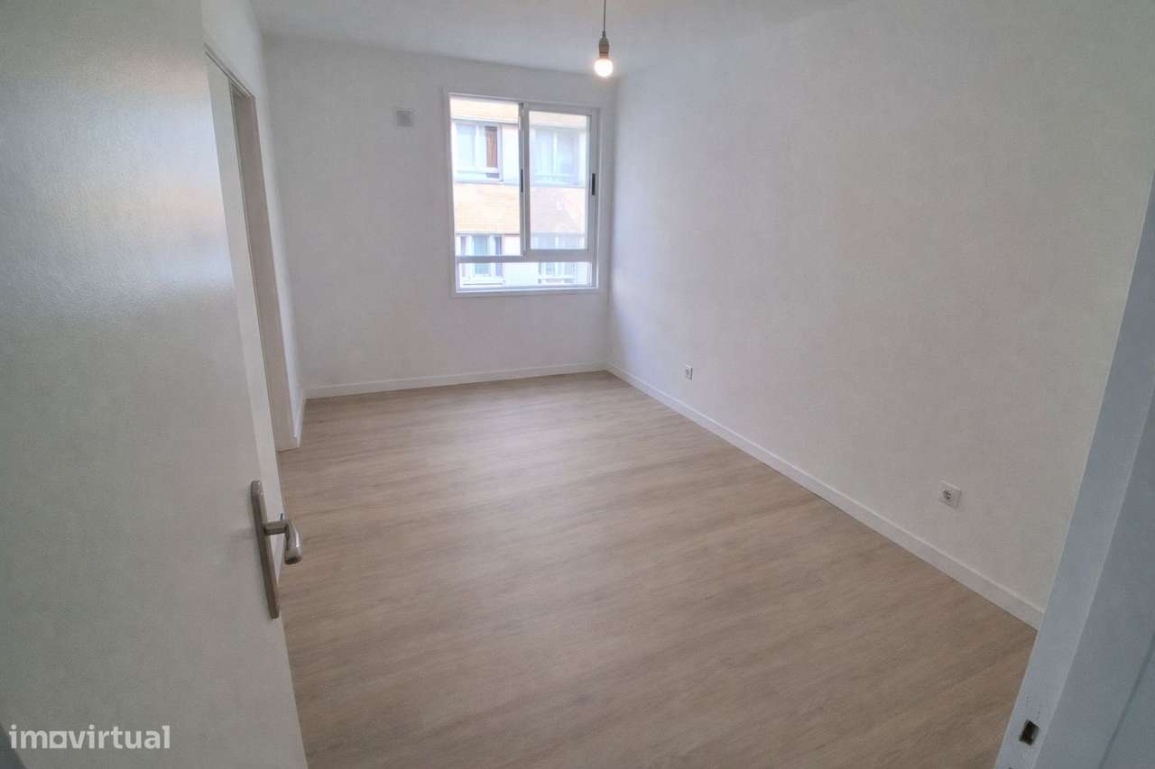 Comprar Renovado Apartamento T3 Baguim Monte-9