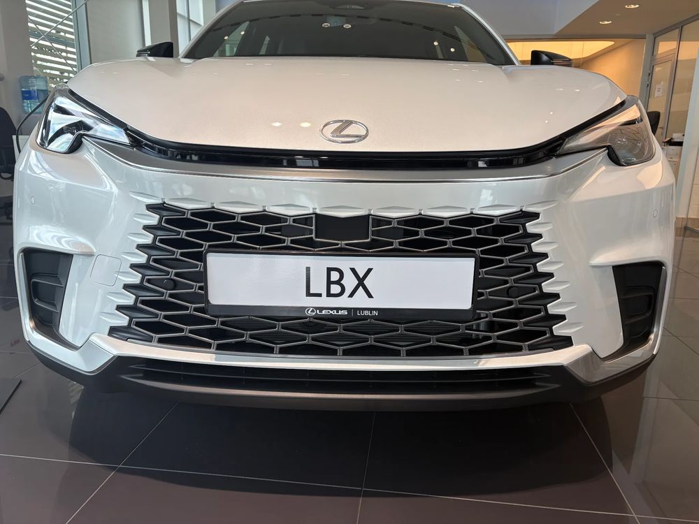 Lexus LBX 1.5 Hybrid Elegant 2025