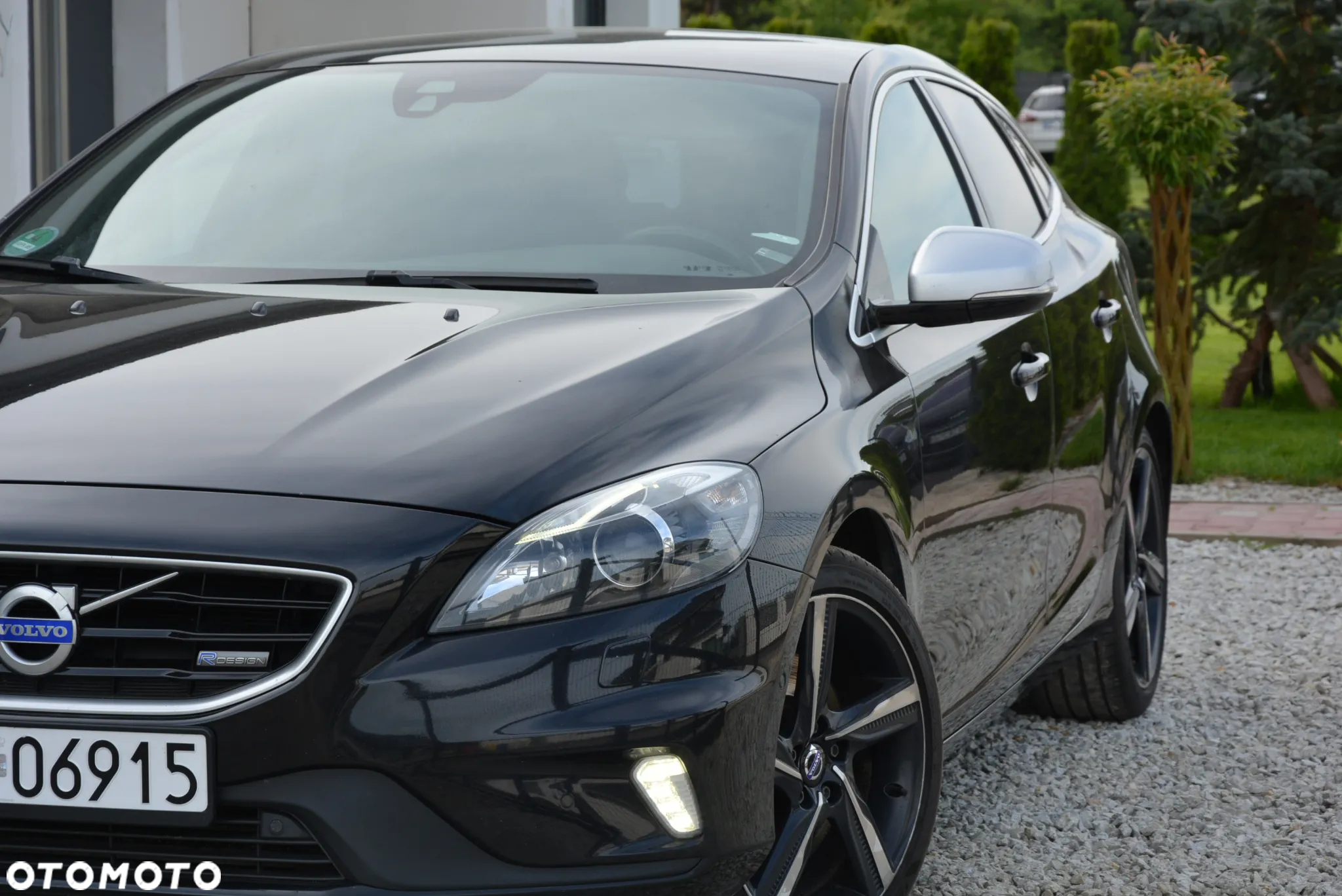 Volvo V40 D4 Drive-E R-Design Summum - 16