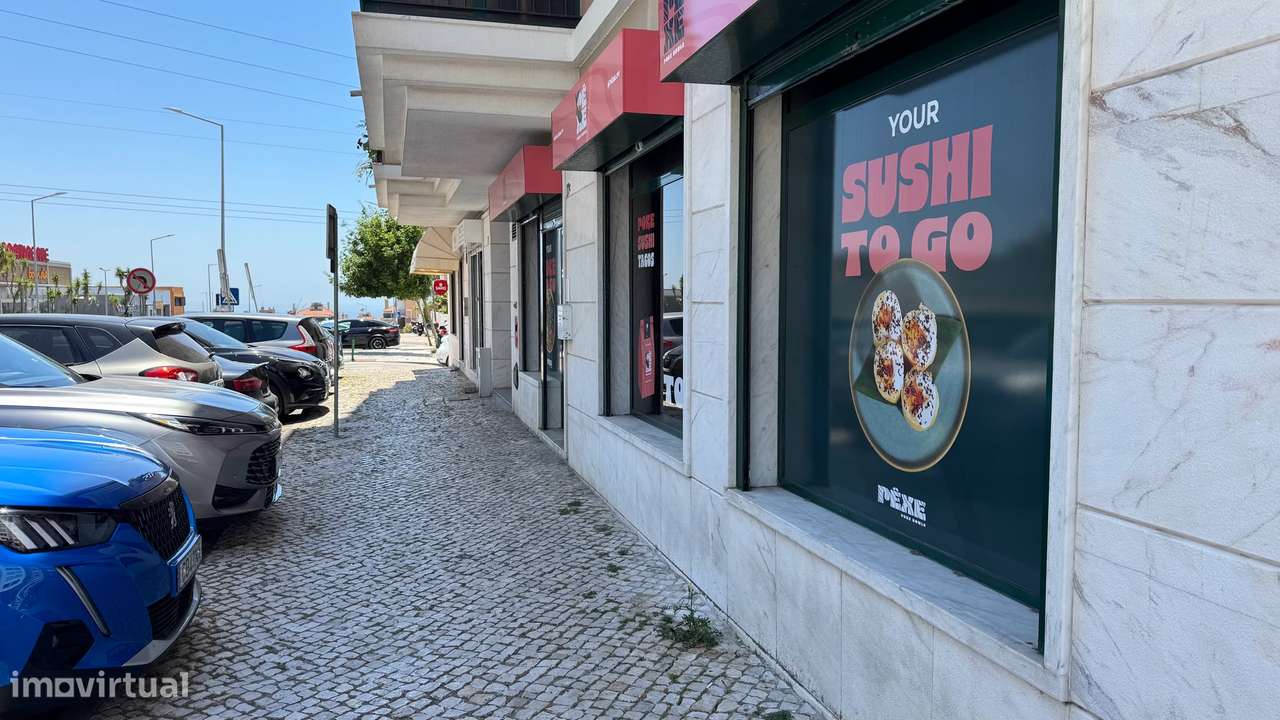 Trespasse de restaurante totalmente equipado em Massamá Norte-16
