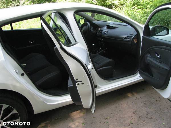 Renault Megane 1.6 16V 110 Authentique - 16