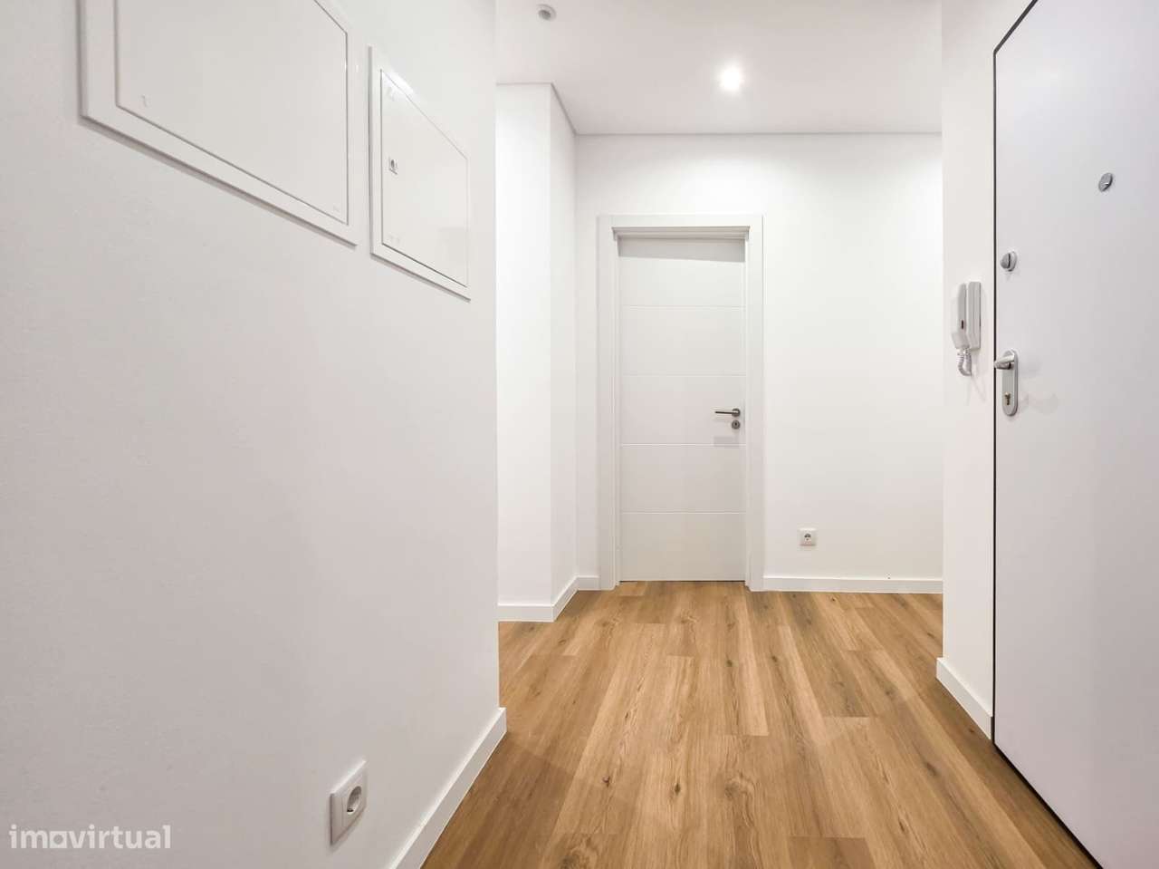 Apartamento Renovado no Bairro do Liceu em Setúbal-33