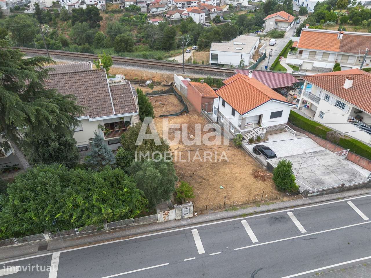 Terreno Para Construção  Venda em Moreira de Cónegos,Guimarães - Grande imagem: 4/9