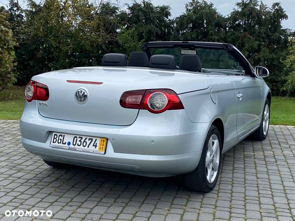 Volkswagen Eos 1.6 FSI - 12