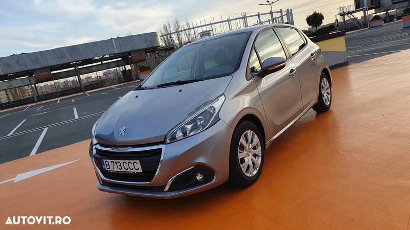 Peugeot 208 1.2 L PureTech Style - 9