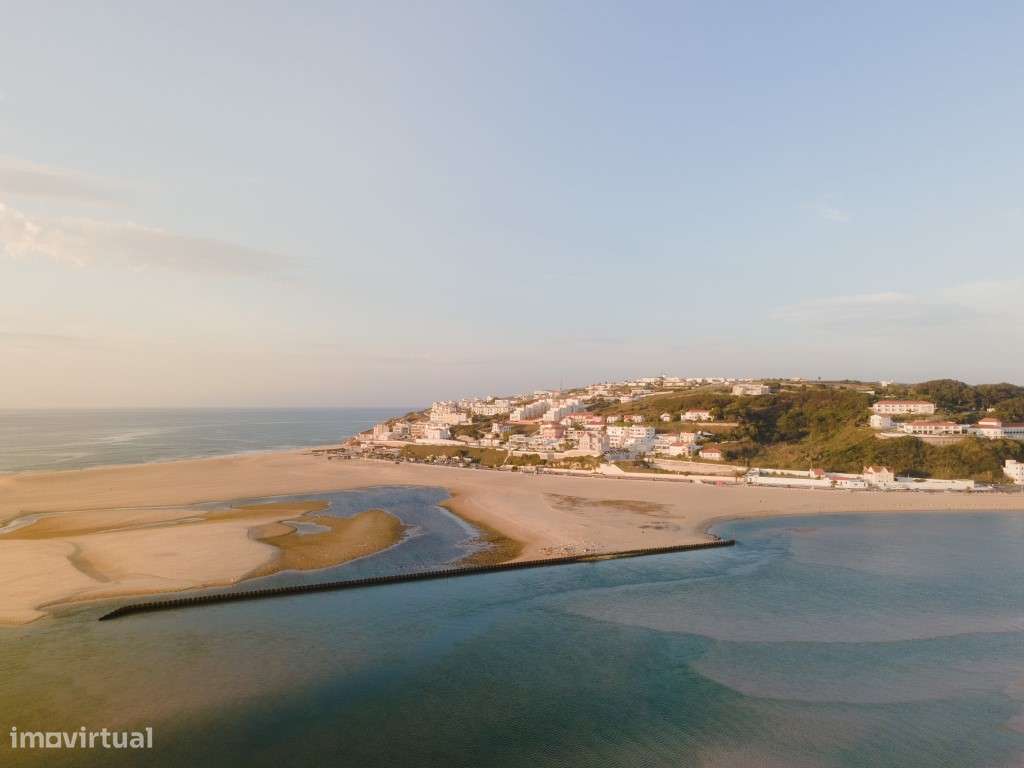 Moradia de extraordinária qualidade junto à lagoa, golfe e praia-56